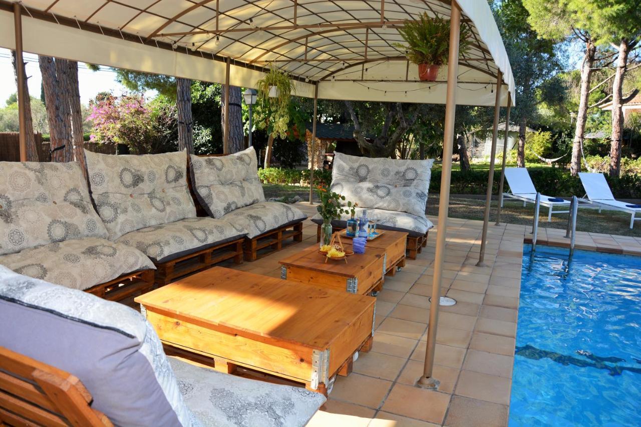 Villa Sitges El Ranch Amaizing Outdoor Areas Beaches At 5 Minutes Walk Sitges At 15 Min Drive Ac Pool Jacuzzi & Garden Xxl 카라펠 외부 사진